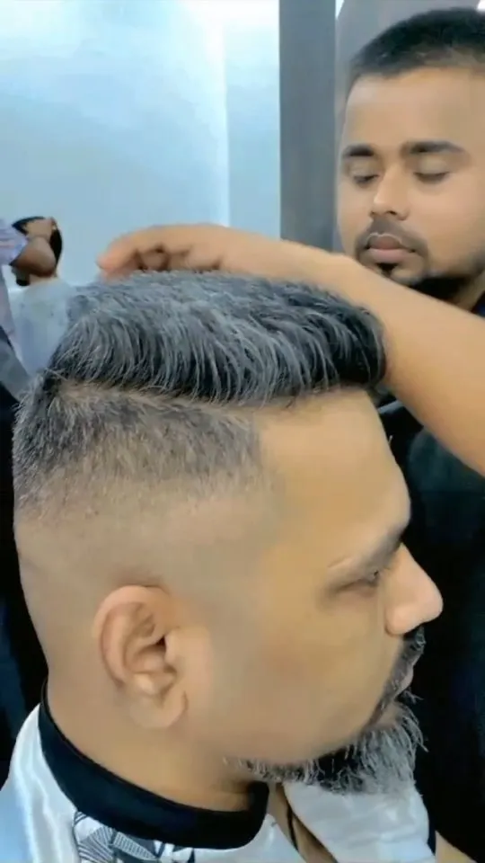 Modern Hair Snipping and Texturizing Techniques