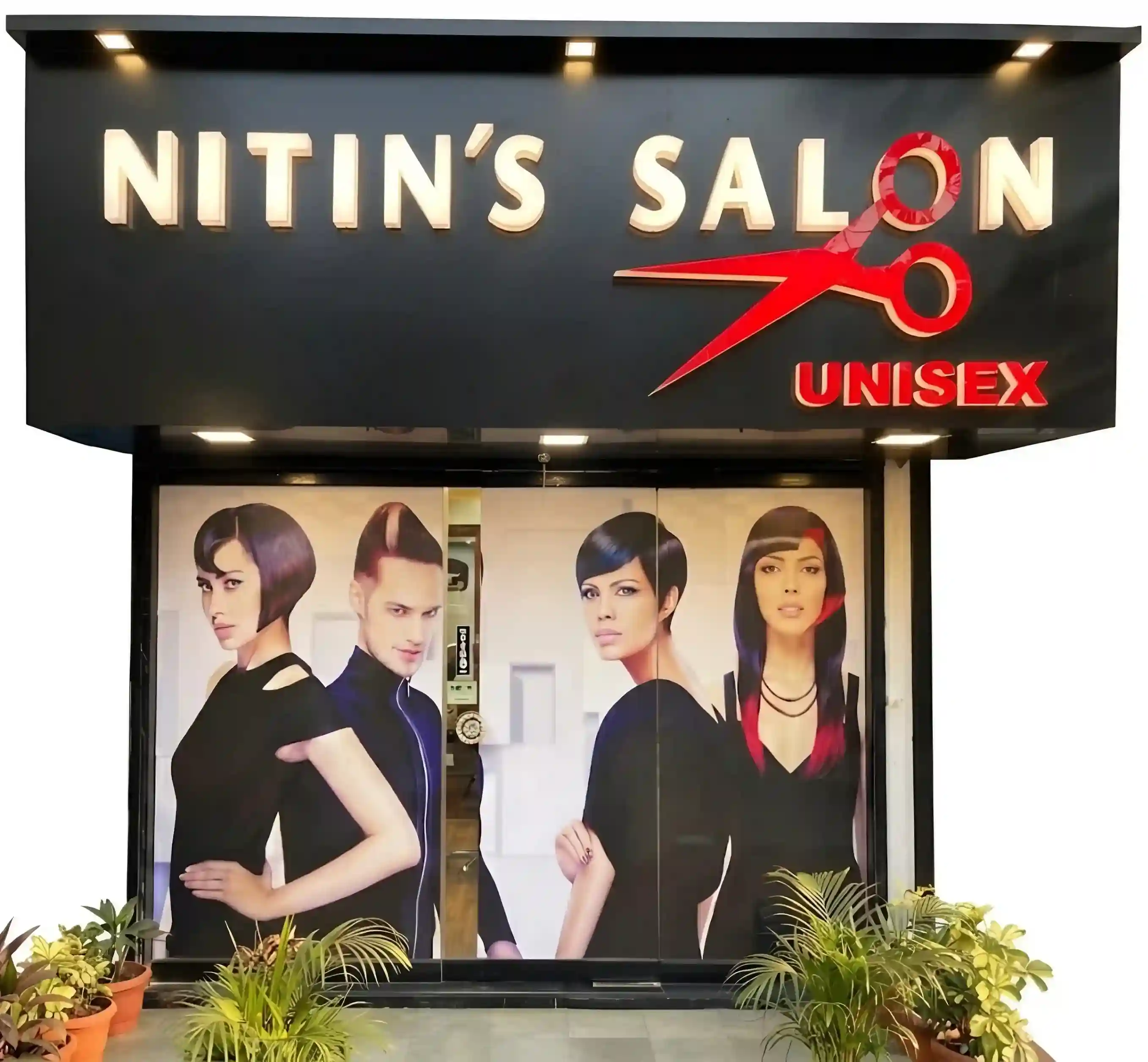 Nitin Salon Store Front in Thane, Maharashtra